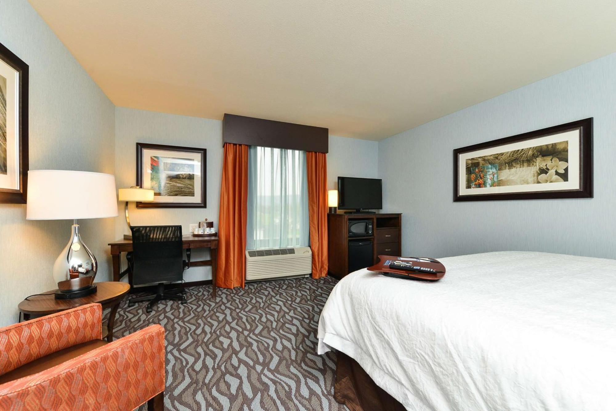 Hampton Inn Corning/Painted Post Экстерьер фото