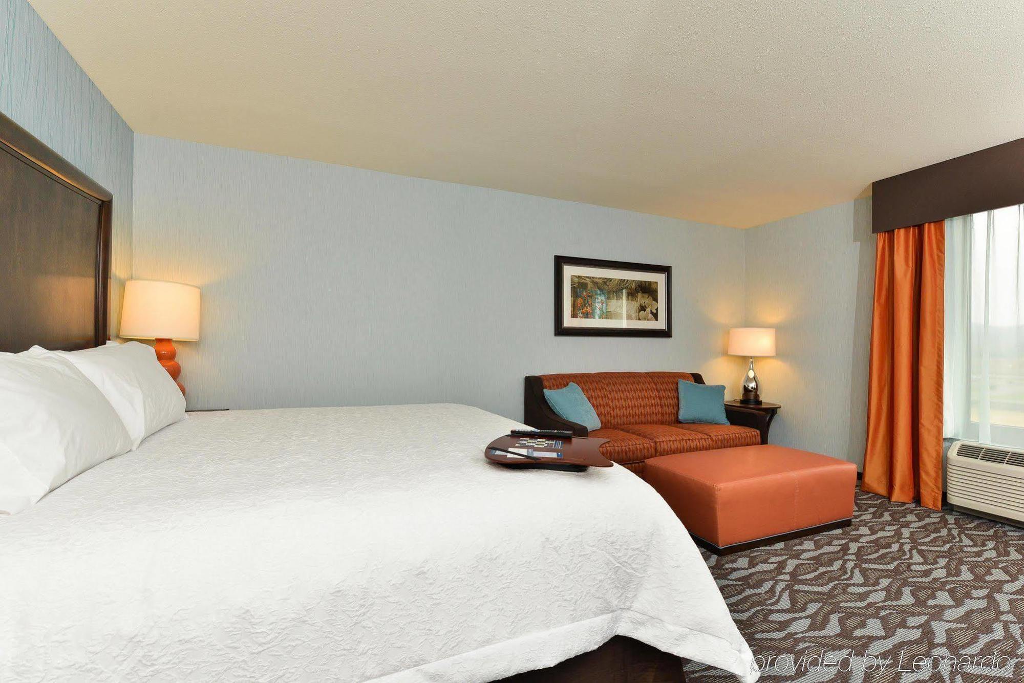 Hampton Inn Corning/Painted Post Экстерьер фото